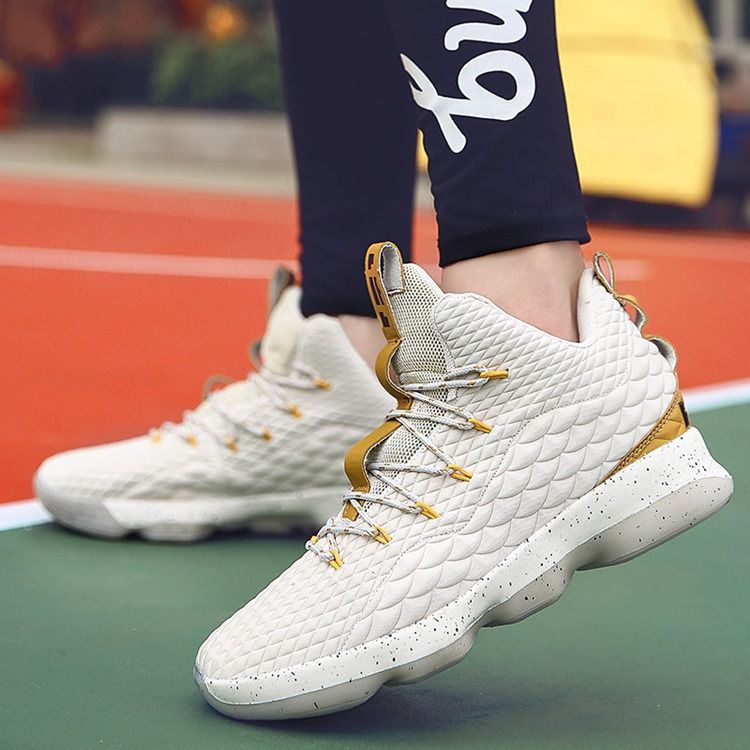 Vanliga Högskurna Herrsneakers Med Rund Tå Med Snörning