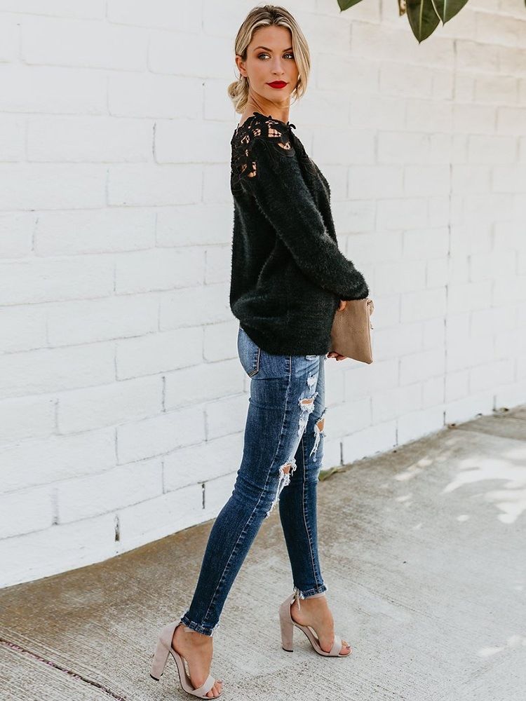 Hollow Standard Slim Sweater