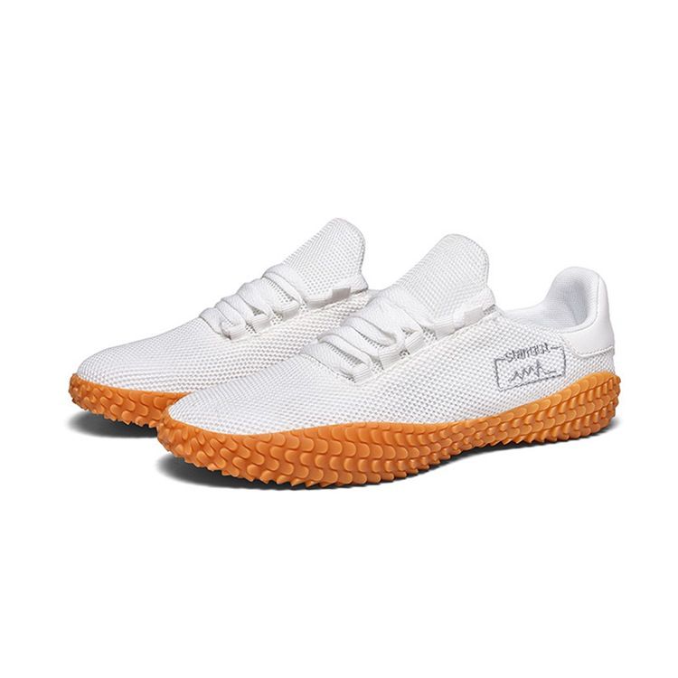 Sportplatta Med Lågskurna Sneakers Med Runda Tå