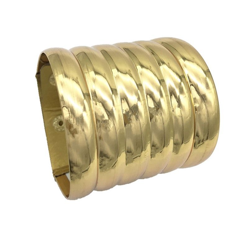 Modearmband I Nigeria Stil