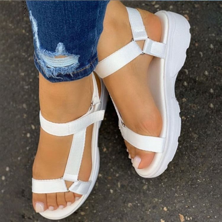 Kardborre Med Öppen Tå Platt Med Godisfärgade Sandaler
