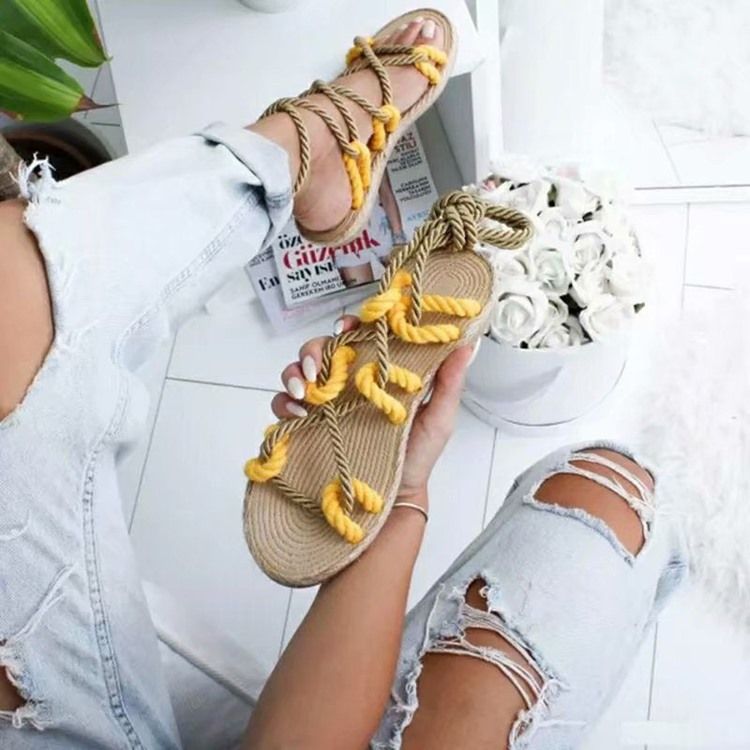 Platt Med Öppen Tå Med Spetsade Casual Sandaler