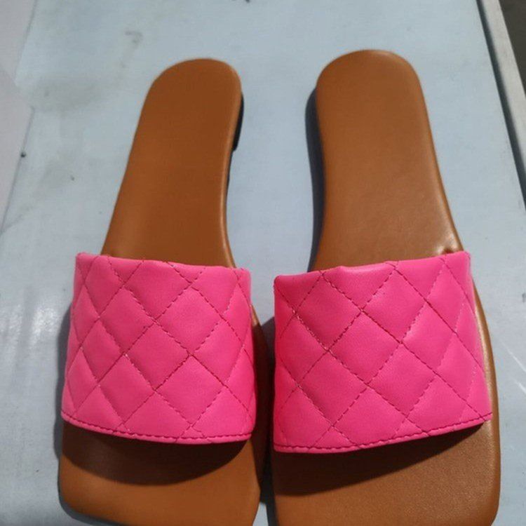 Slip-On Flip Flop Med Platta Tofflor Av Gummi För Kvinnor