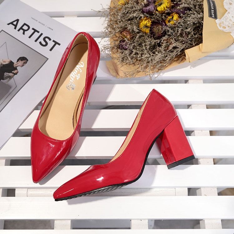 Professionella Spetsiga Tå Plain Chunky Pumps