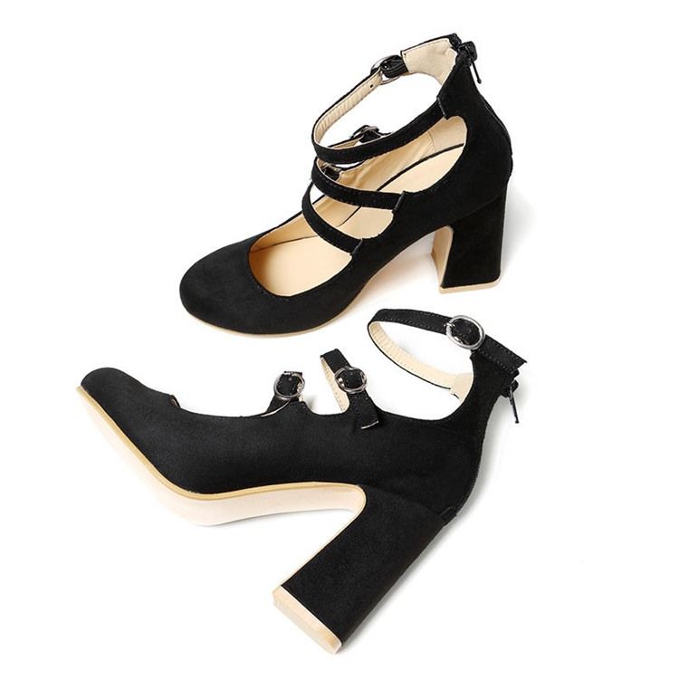 Spänne Rund Tå Chunky Heel Dam Pumps