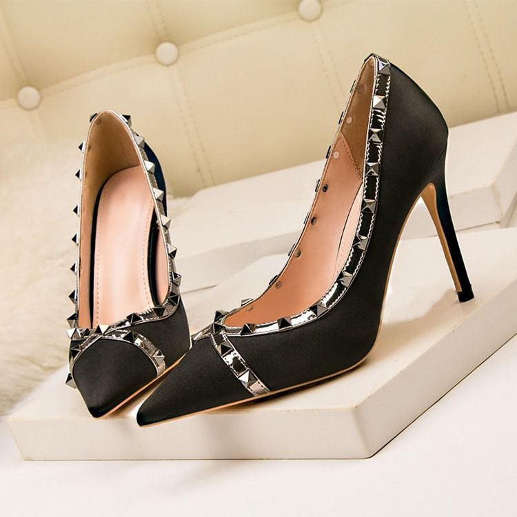 Western Spetsad Tå Slip-On Stiletto Heel Pumps