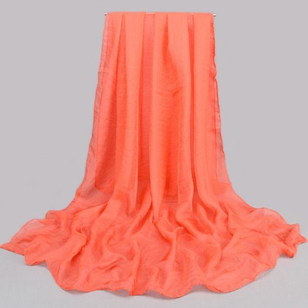 Enfärgad Chiffongscarf