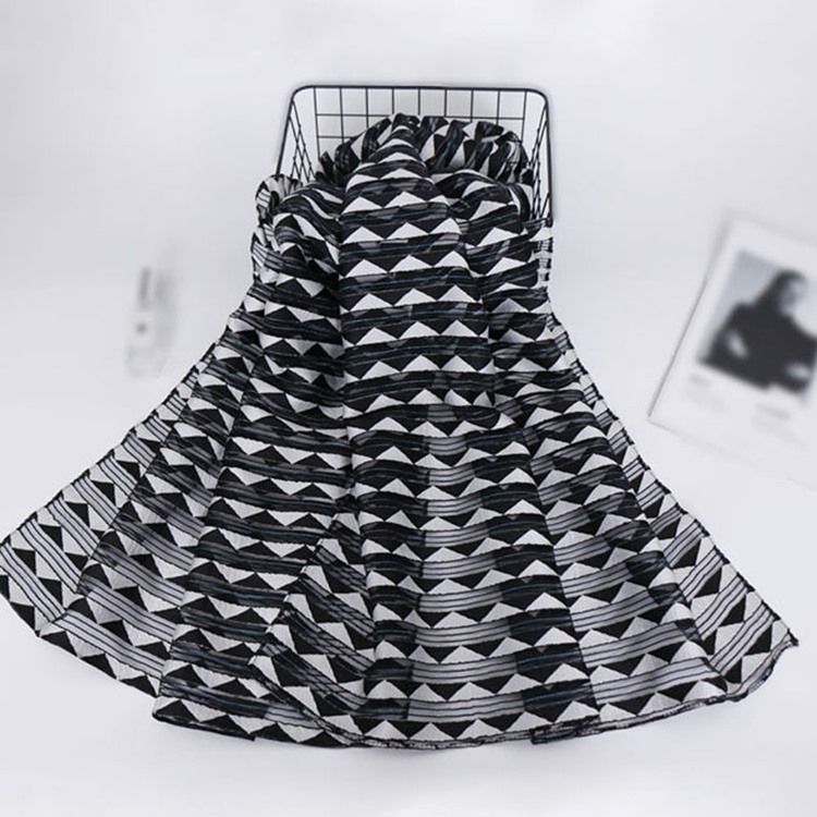 Ladylike Stripe Print Stripe Scarf