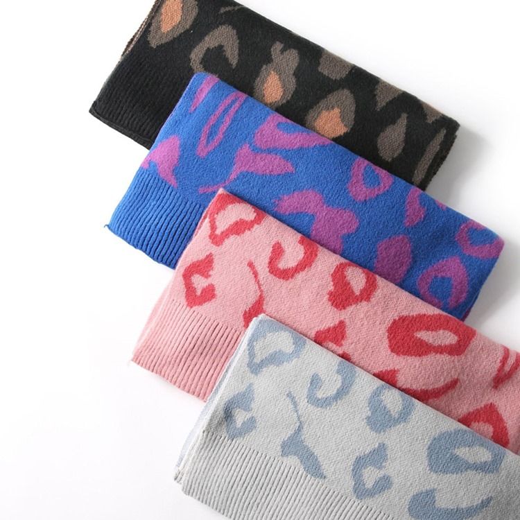 Leopardmönstrad Vinterscarf