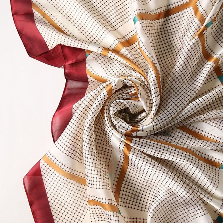 Patchwork Charmeuse Rutig Halsduk