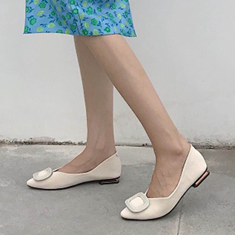 Pu Block Heel Slip-On Square Toe Dam Platta skor