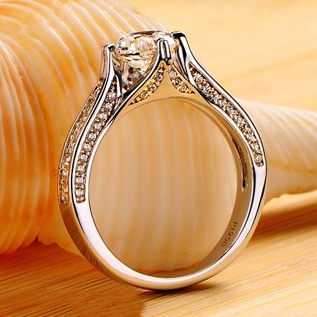 Delikat Rundslipad Nscd Diamant D1.00 Ct Löfte Vigselring