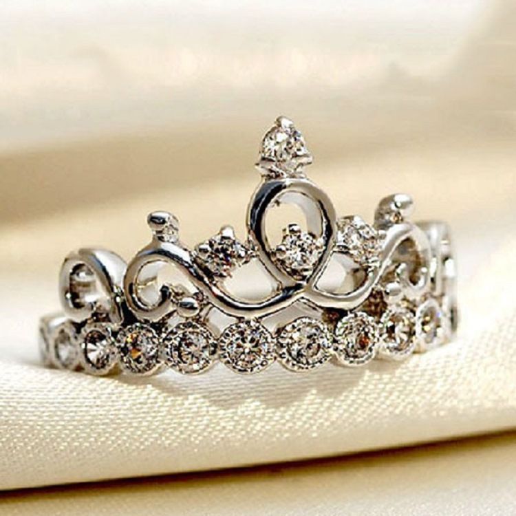 Snygg Kron Silverring Med Strass