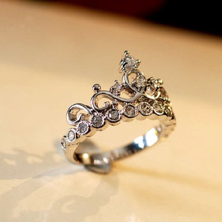 Snygg Kron Silverring Med Strass