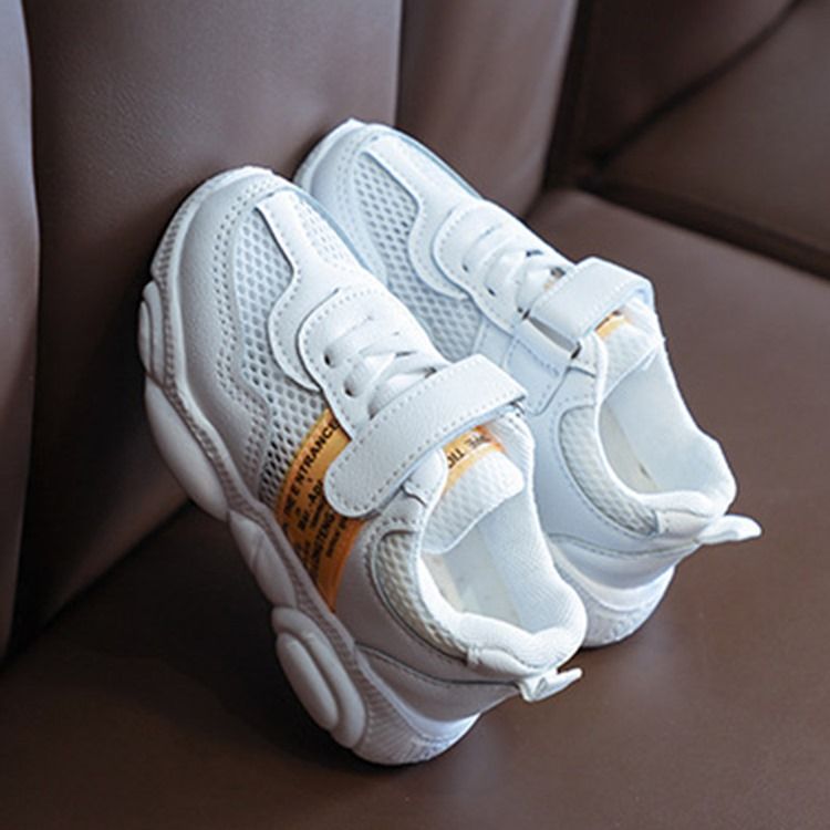 Babysneakers Med Rund Tå Med Snörning