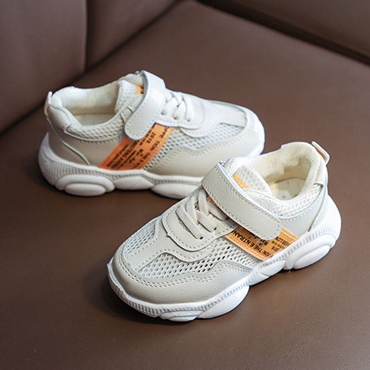 Babysneakers Med Rund Tå Med Snörning