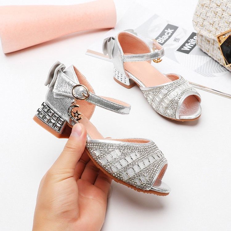 Lågskurna Sandaler I Övre Peep Toe