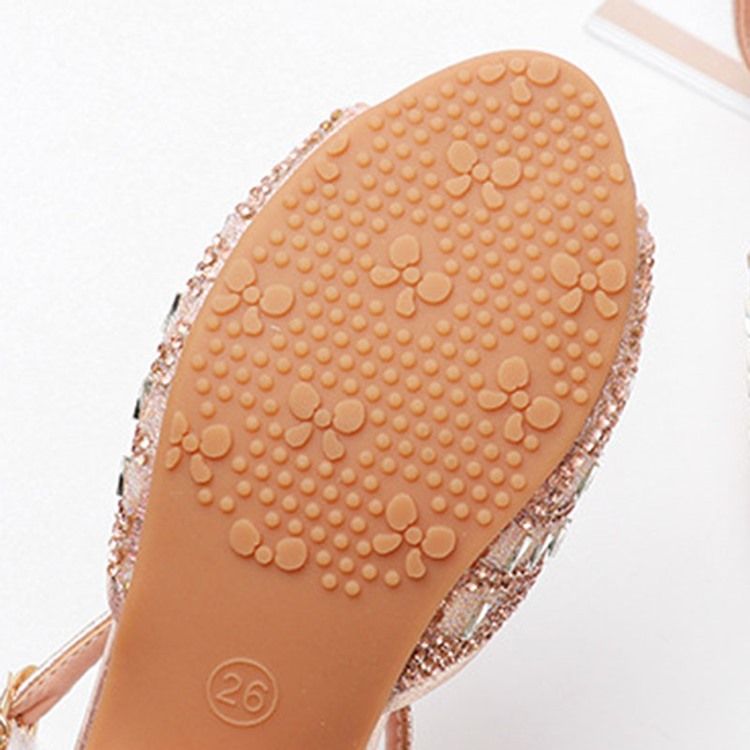 Lågskurna Sandaler I Övre Peep Toe