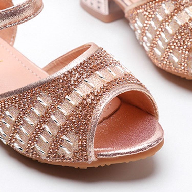 Lågskurna Sandaler I Övre Peep Toe
