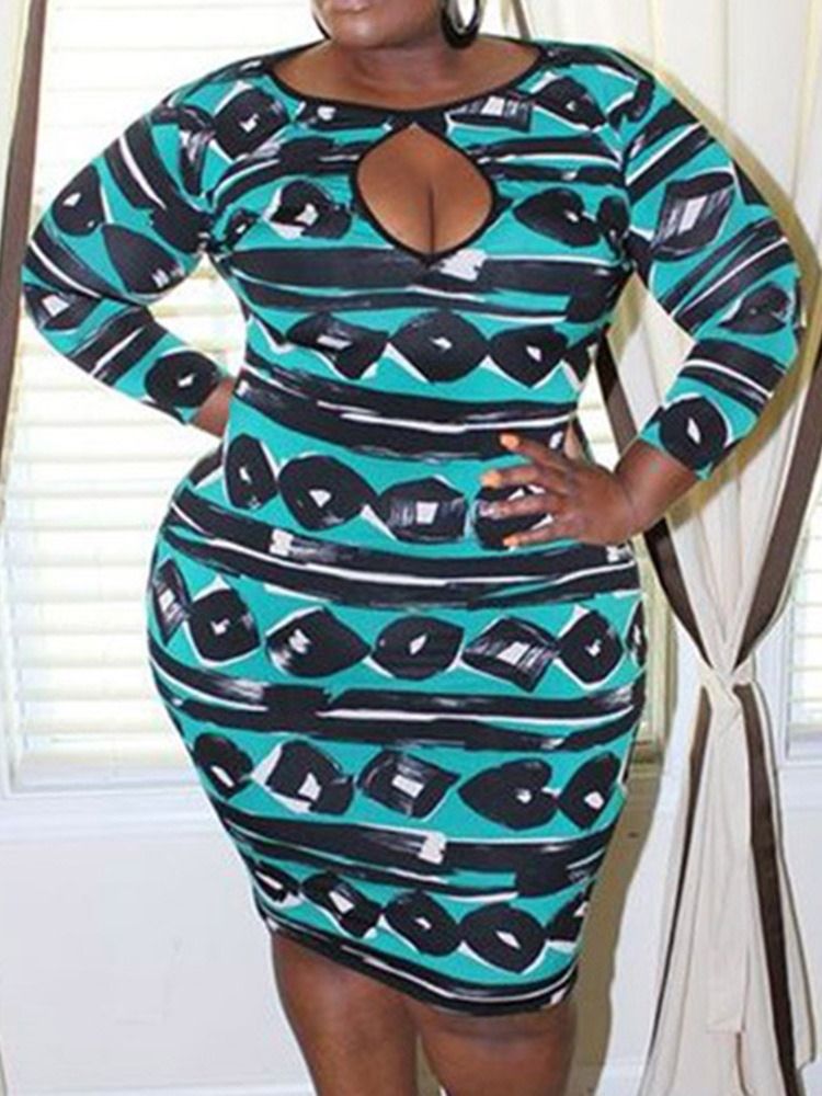 Rundhalsad Knälång Ihålig Regular Bodycon Klänning Plus Size