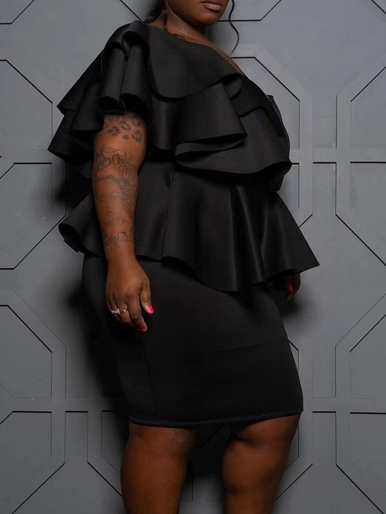 Kortärmad Asymmetrisk Knälång Bodycon Modeklänning