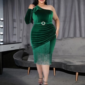 Plus Size Långärmad Tofs Snedkrage Pullover Mode Bodycon Klänning