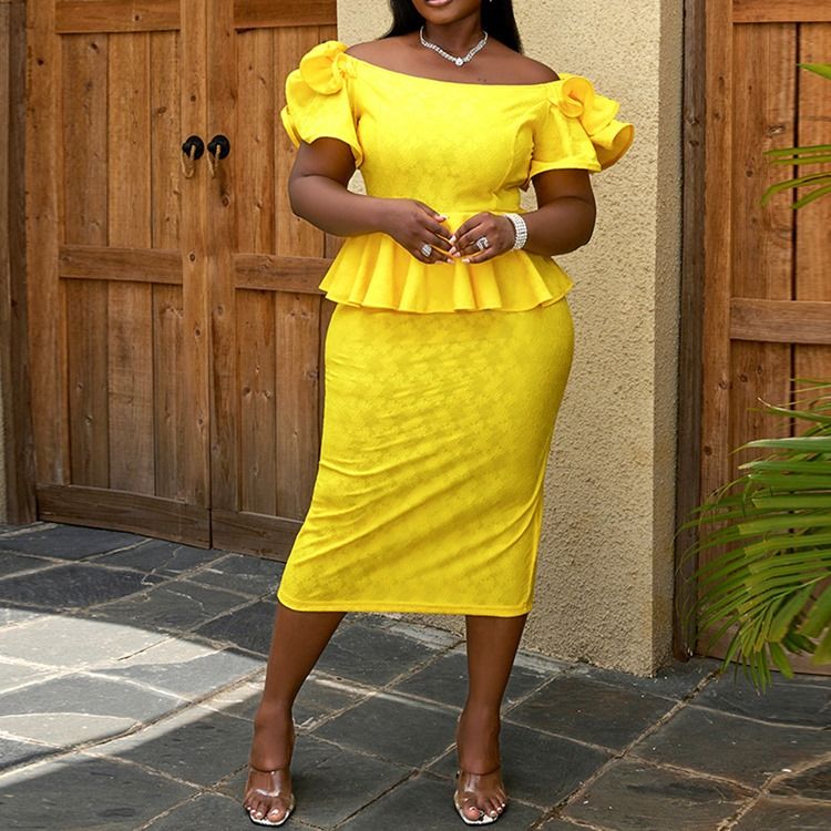 Plus Size Off Shoulder Falbala Kortärmad Petal Sleeve Office Lady Bodycon Klänning