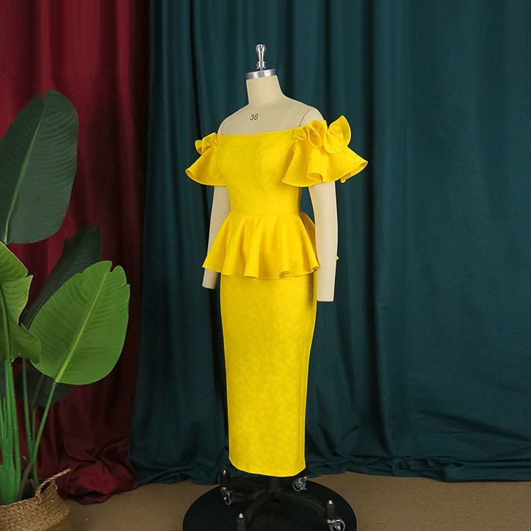 Plus Size Off Shoulder Falbala Kortärmad Petal Sleeve Office Lady Bodycon Klänning