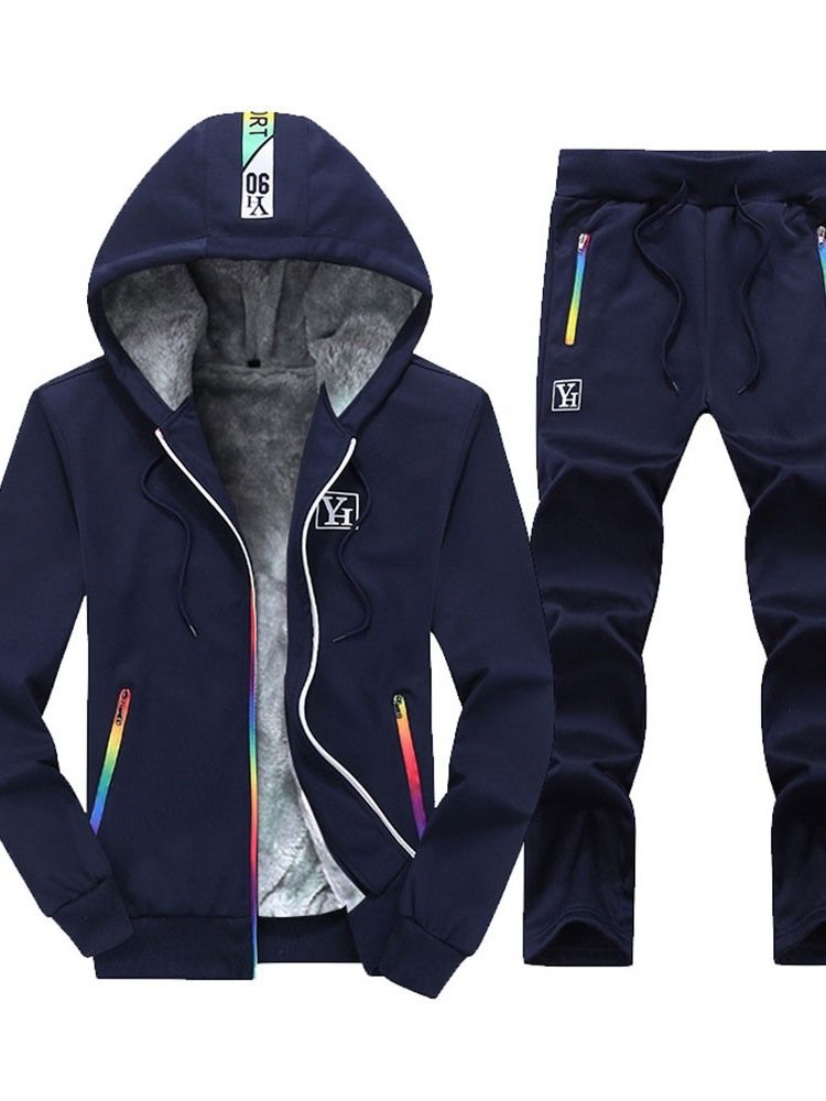 Huvtröja Med Koreanskt Tryck Höstoutfit