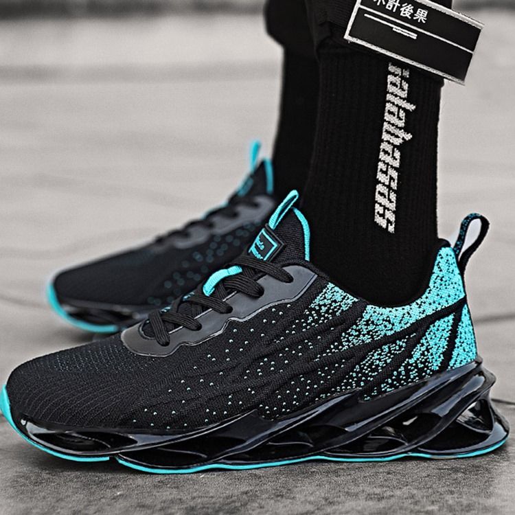 Platt Snörning Med Låga Sneakers För Övre Tryck
