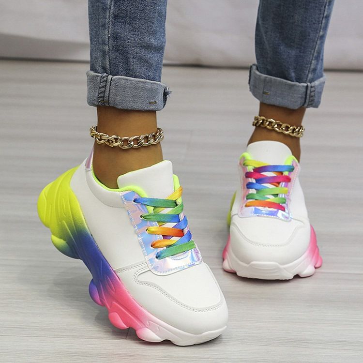 Sneakers Med Rund Tå Med Snörning I Färgblock
