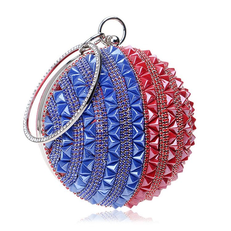 Cirkulära Bankettkopplingar Och Kvällsväskor I Polyester