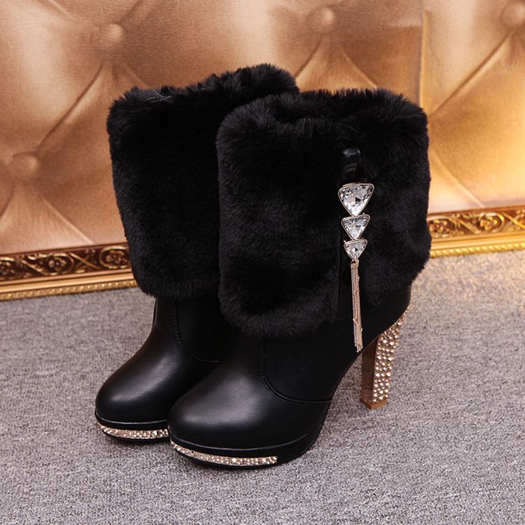 Fuzzy Rhinestone Slip-On Chunky Heel Stövlar Boots