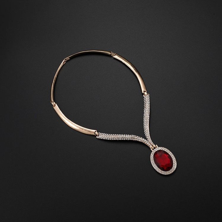 Ellipse Ruby Smyckesset