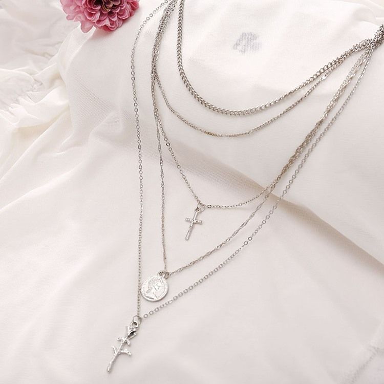 Blommiga Guldhalsband