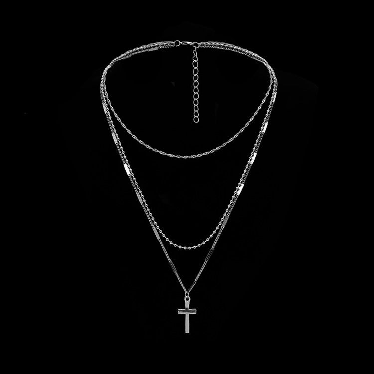 Cross Charm Halsband