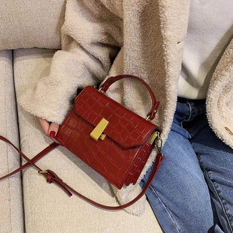 Alligator Pu Lock Flap Casual Tygväskor