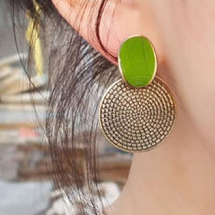 Eleganta Vintage Årsring Örhängen (Pris För Ett Par)