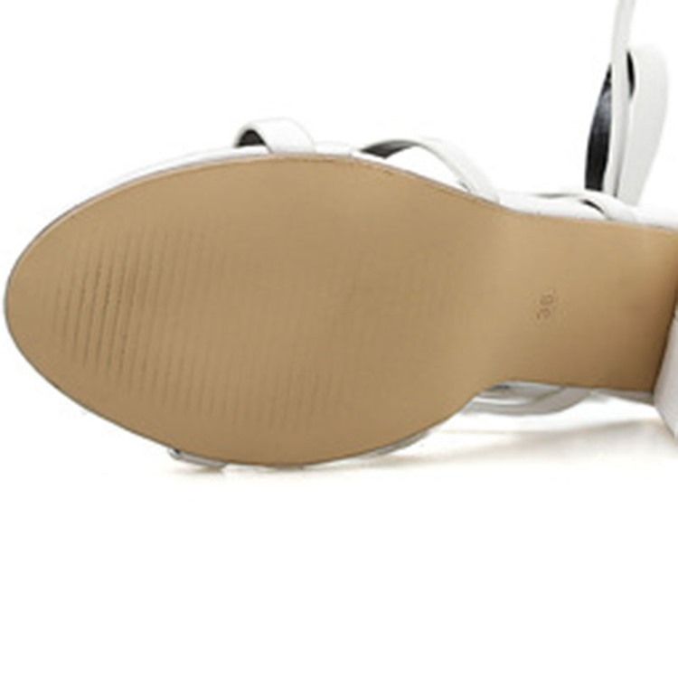Ankelrem Med Spetsig Tå Chunky Heel Cross Strap Sandaler