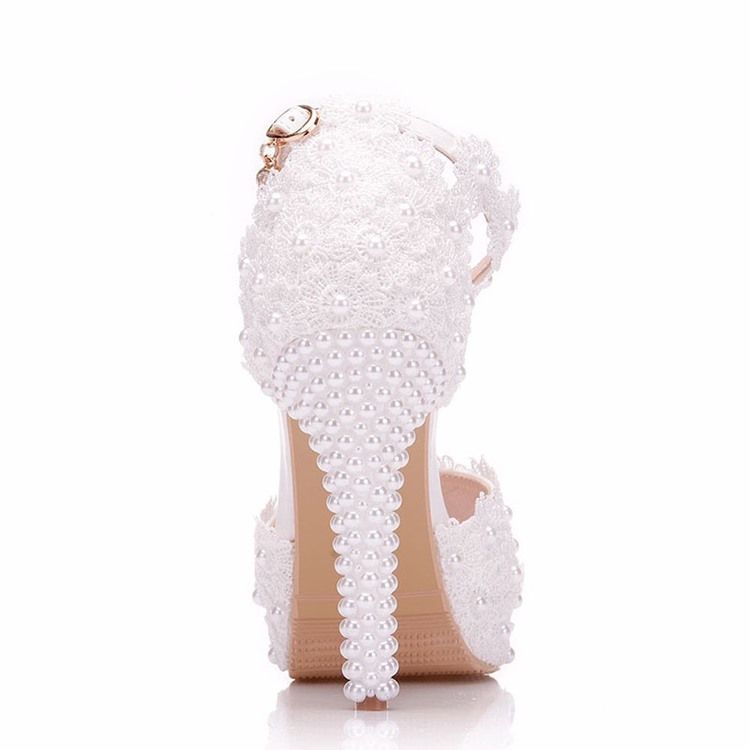 Hältäckande Peep Toe Line-Style Spänne Appliques Sandaler
