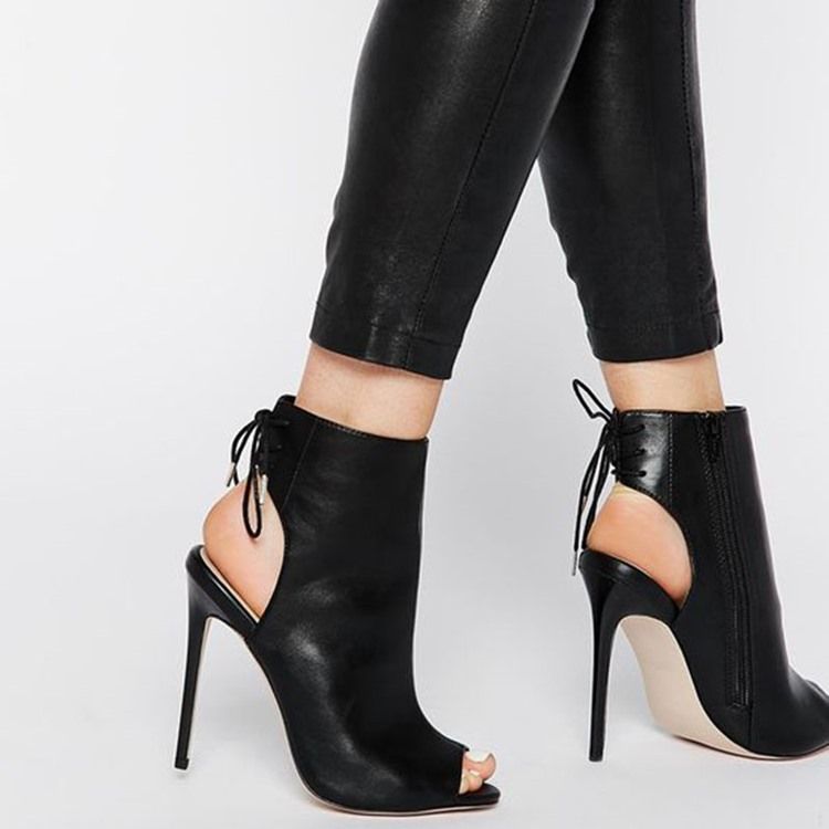 Peep Toe Cross Strap Heel Sandaler