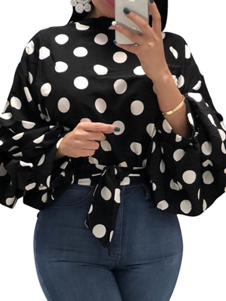 Polka Dots Snörning Blus I Plusstorlek