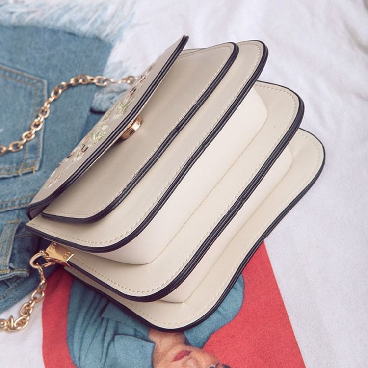 All Match Broderi Multilayer Crossbody Bag