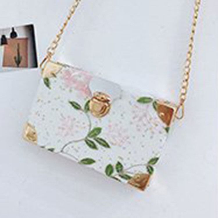 Broderi Blommiga Pu Flap Crossbody-Väskor