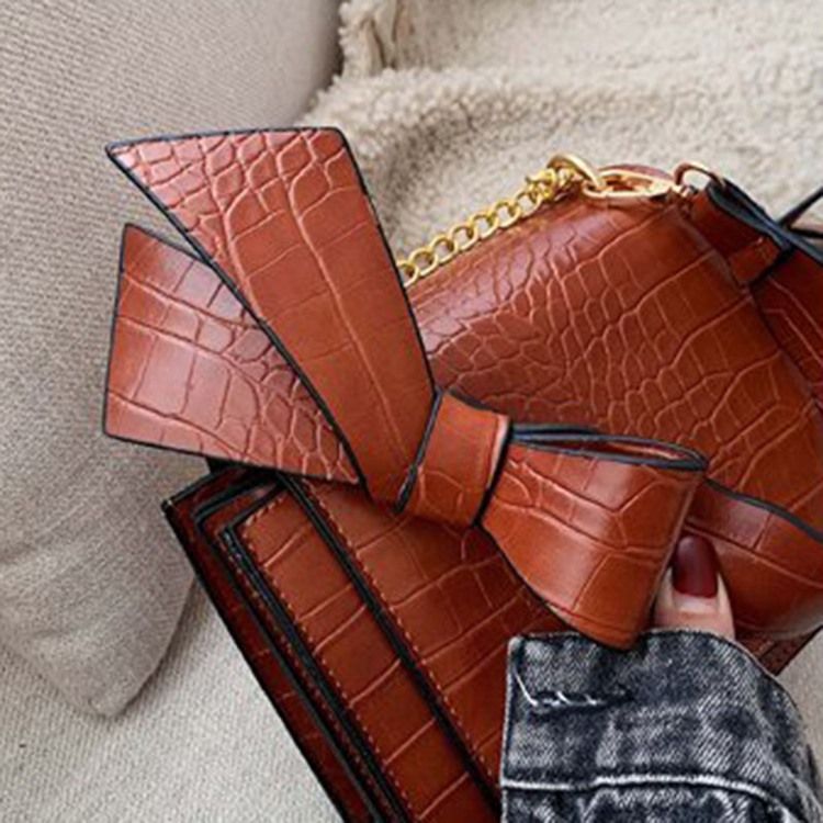 Embossing Alligator Pu Square Crossbody-Väskor