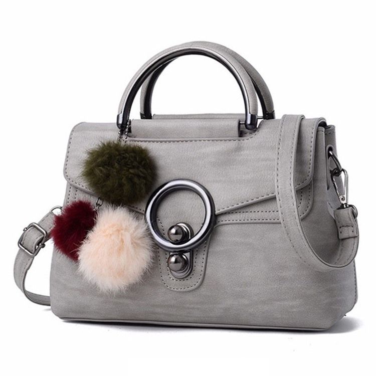 Enfärgad Plysch Bollhängande Crossbody-Väska