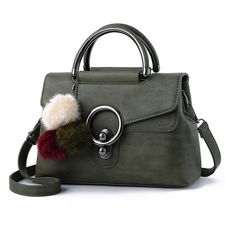 Enfärgad Plysch Bollhängande Crossbody-Väska