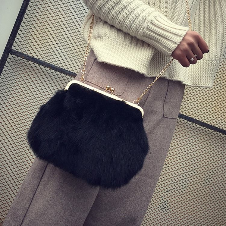 Fux Fur Plain Chain Rektangel Crossbody-Väskor