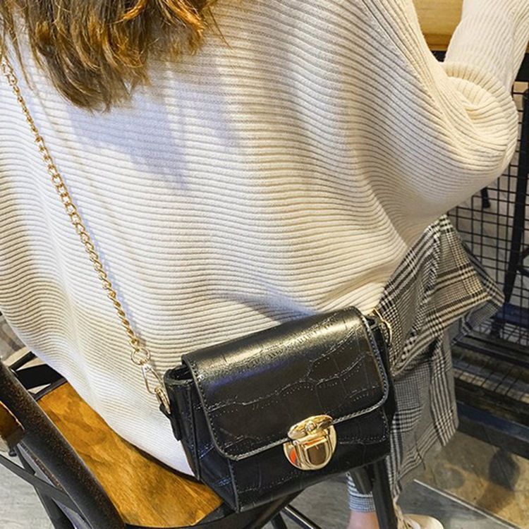 Kedja Pu Alligator Rektangel Crossbody-Väskor