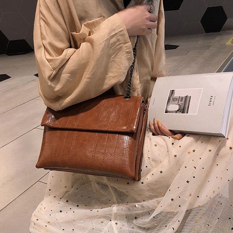 Kedja Rektangulära Crossbody-Väskor